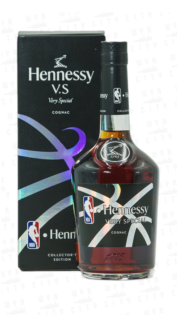 Hennessy VS Cognac W/ Gift Pack